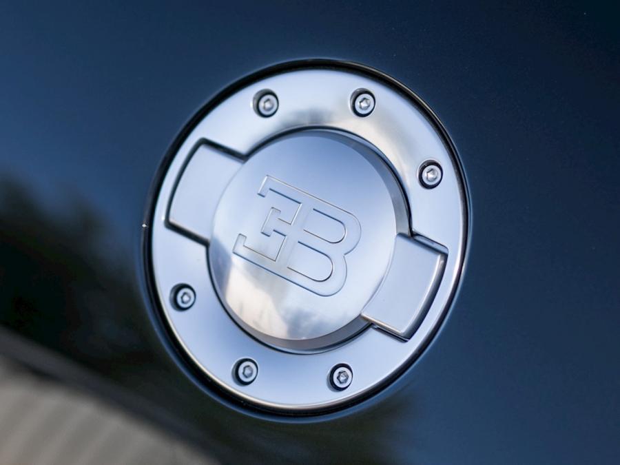 Детали экстерьера Bugatti Veyron 16.4 (57) 2007 года  (фото 24 из 28)